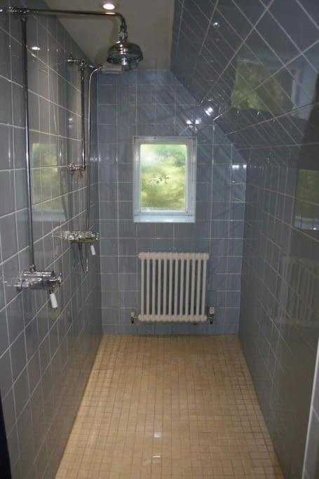 Greystone Cottage - Sea Views, Short Stroll To A Beautiful Sandy Beach Brook  Exterior photo